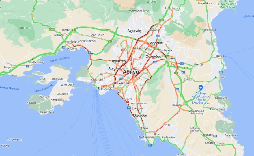 Γολγοθάς διαρκείας στους δρόμους - Πλημμύρισε η παραλιακή, προβλήματα σε Κηφισό και Κηφισίας