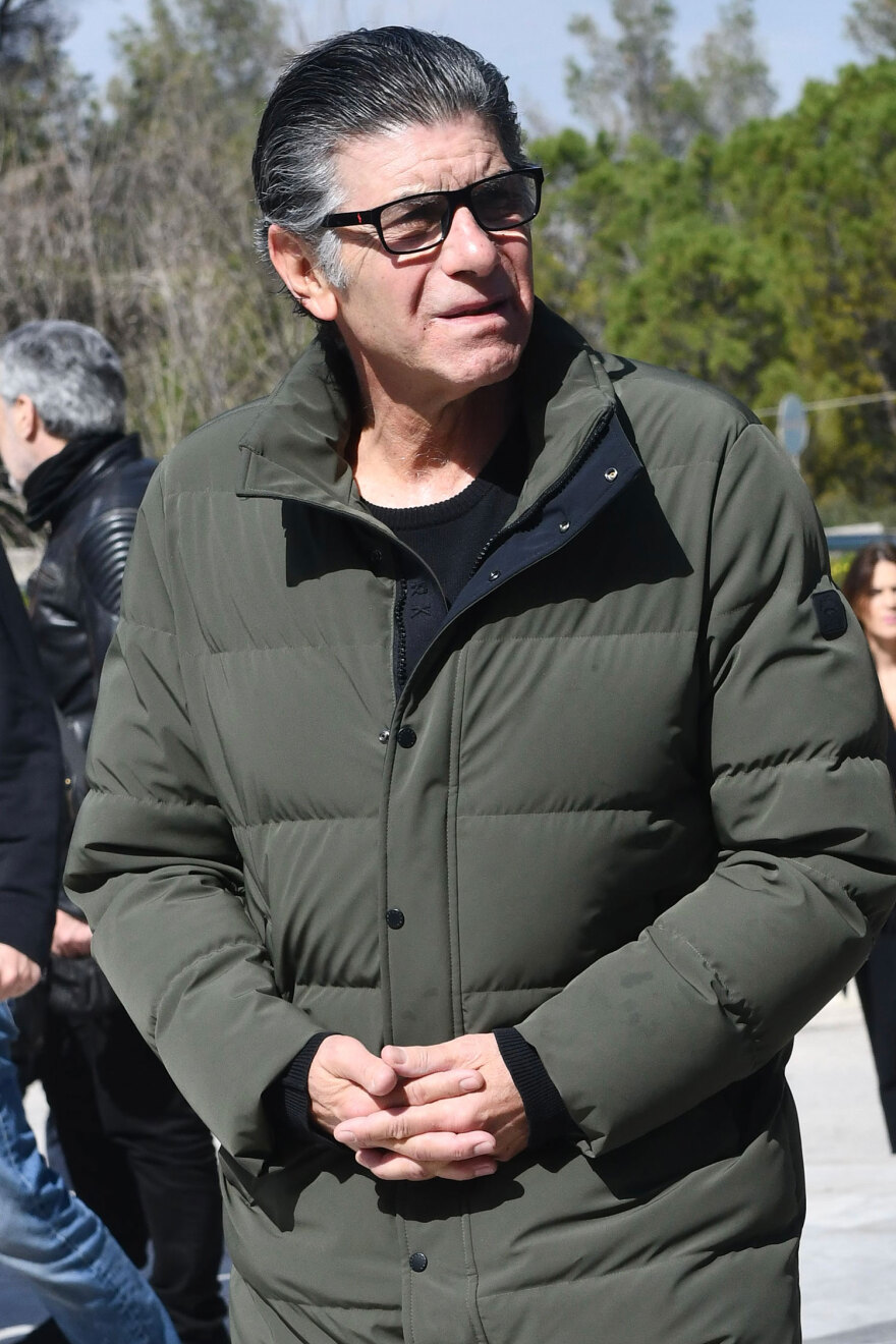 Ηλίας Λογοθέτης: Το τελευταίο αντίο στον ηθοποιό - Δείτε φωτογραφίες