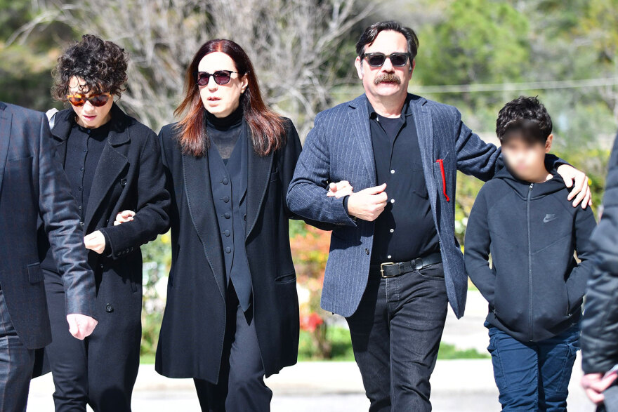 Ηλίας Λογοθέτης: Το τελευταίο αντίο στον ηθοποιό - Δείτε φωτογραφίες