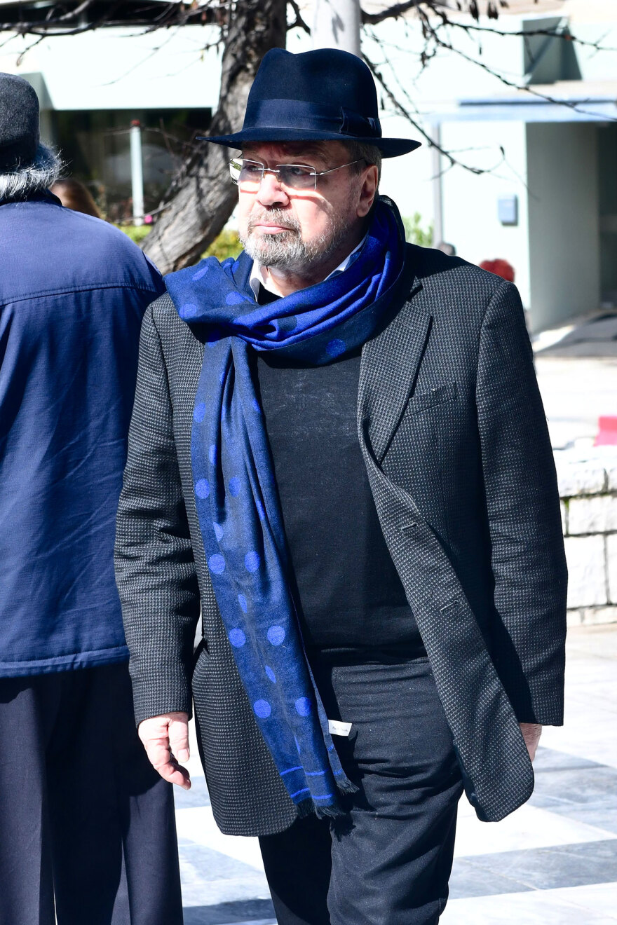 Ηλίας Λογοθέτης: Το τελευταίο αντίο στον ηθοποιό - Δείτε φωτογραφίες