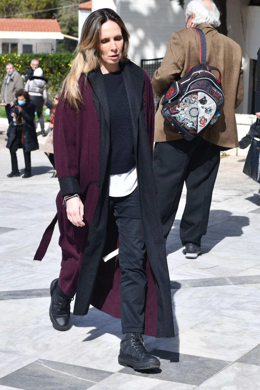 Ηλίας Λογοθέτης: Το τελευταίο αντίο στον ηθοποιό - Δείτε φωτογραφίες