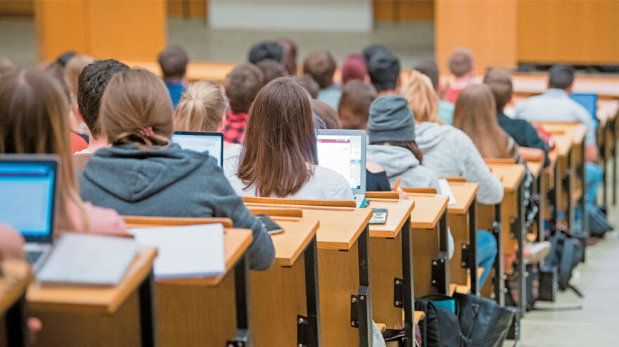 Νομοσχέδιο Πιερρακάκη: Η κοινωνία λέει «Ναι» στα Μη Κρατικά ΑΕΙ, τα κόμματα «Όχι»