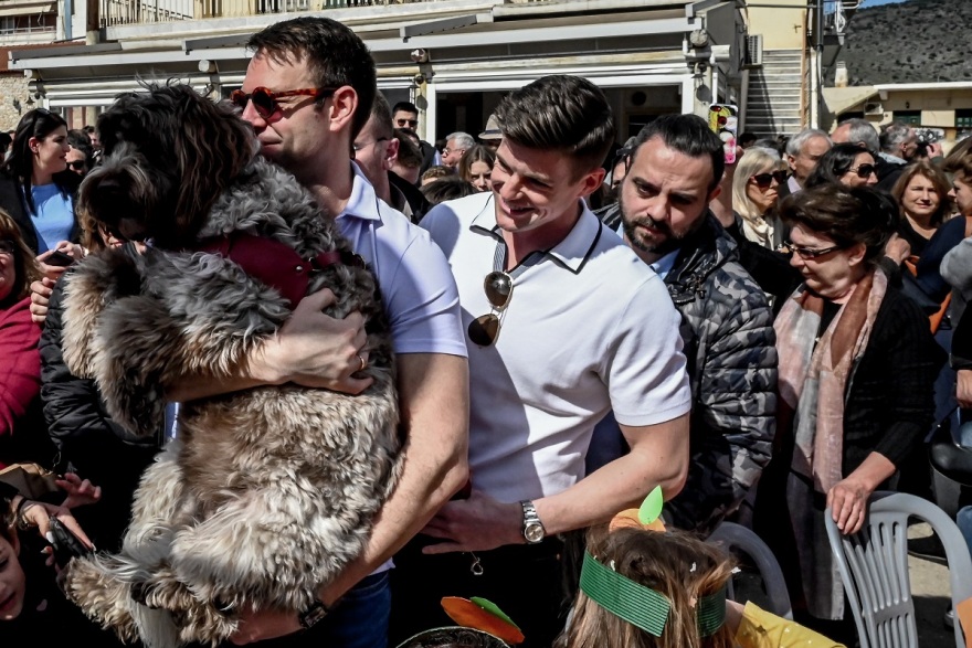 Κασσελάκης: Στο Δρέπανο Αργολίδας με τον Τάιλερ - Επισκέφτηκαν τη Γιορτή Μανταρινιού