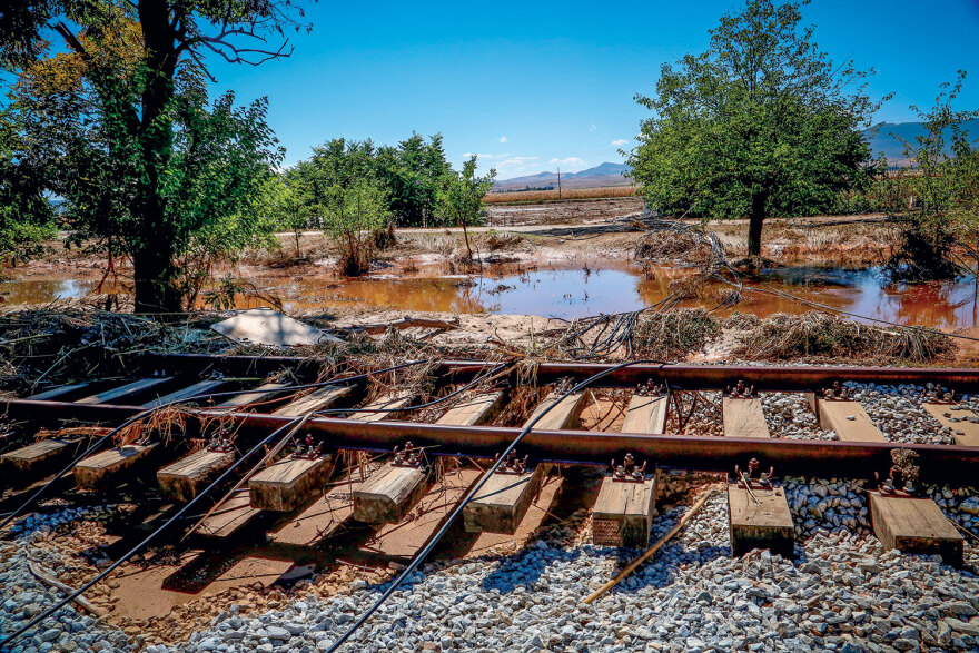 Τραγωδία στα Τέμπη: Πόσο ασφαλή είναι τα τρένα έναν χρόνο μετά;