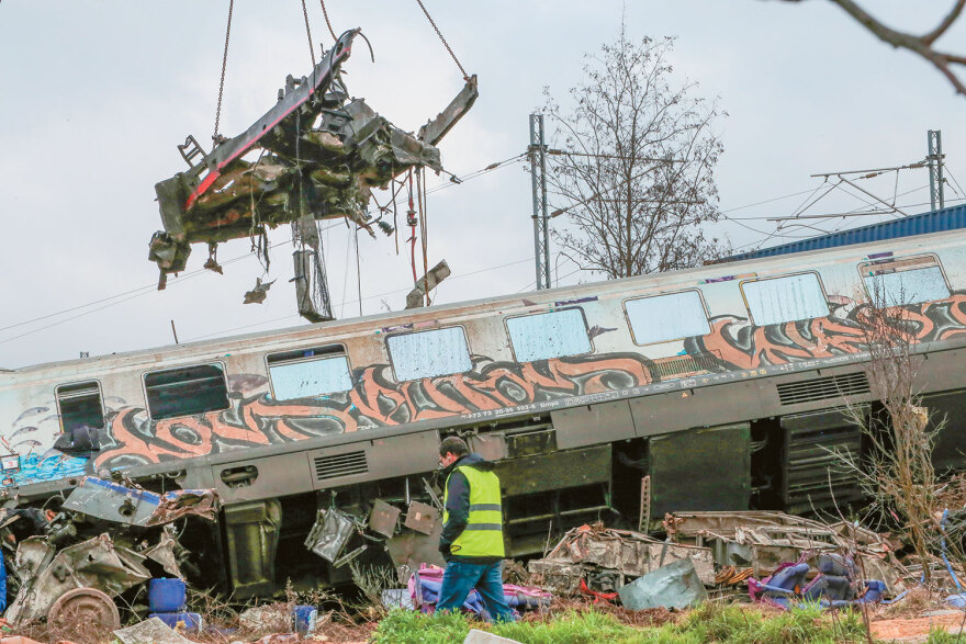 Τραγωδία στα Τέμπη: Η ώρα των πορισμάτων - Αλήθειες και ψέματα για το δυστύχημα