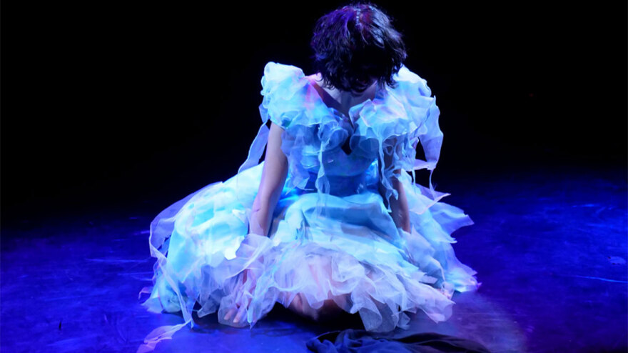 «Η Παυσίλυπος Χώρα της Αλισά» στο Θέατρο Φούρνος