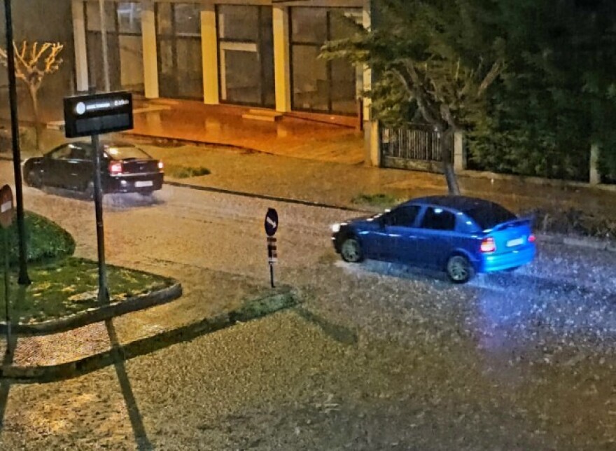 Καιρός: Προβλήματα από την κακοκαιρία express σε Πιερία και Θεσσαλία - Πότε υποχωρούν τα φαινόμενα