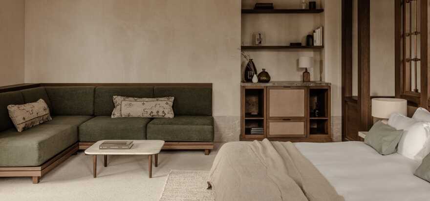 Στέφανος Κασσελάκης: Εκδρομή με τον Τάιλερ στο πιο ψηλό χωριό της Πελοποννήσου, λίγο πριν πάει στον Στρατό