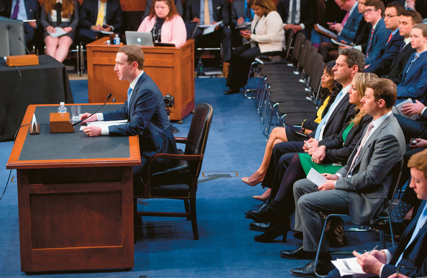 Μαρκ Ζούκερμπεργκ: O σπασίκλας που άλλαξε τον κόσμο και η σεξουαλική εκμετάλλευση παιδιών στα social media