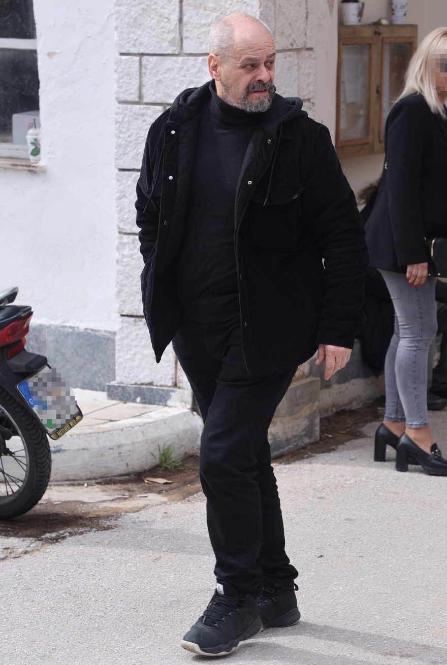 Τέτη Σχοινάκη: Συγκίνηση στην κηδεία της ηθοποιού 