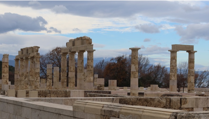 Αγγελική Κοτταρίδη: Νέα απάντηση Κοτταρίδη στο ICOMOS - «Ποιους ενοχλεί το ανάκτορο των Αιγών;»