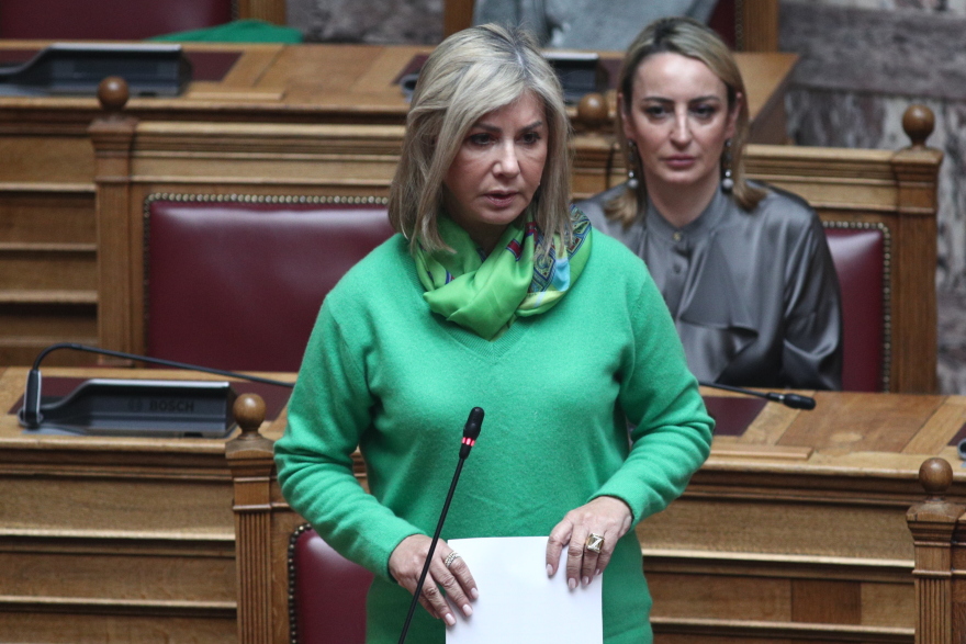 Πανελλήνια Ημέρα κατά της σχολικής βίας -  «3.500 ψυχολόγοι δίπλα στα παιδιά», λέει η Ζέττα Μακρή