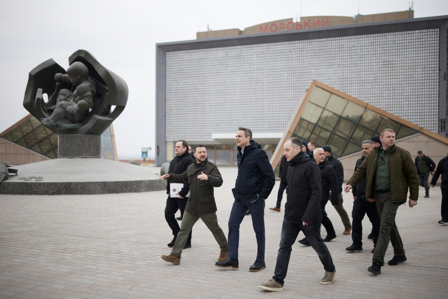 Οι 7 ώρες του Μητσοτάκη στην Οδησσό σε 62 φωτογραφίες - Συνάντηση με Ζελένσκι, επίσκεψη στο μουσείο Φιλικής Εταιρείας