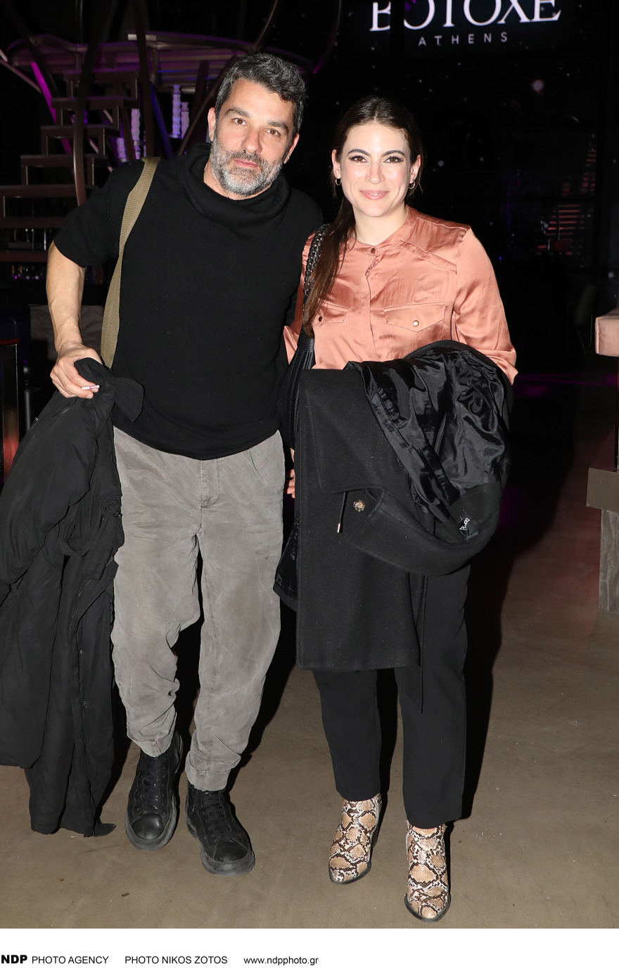 Πέτρος Λαγούτης - Μάρθα Λαμπίρη Φεντόρουφ: Αγκαλιά στα μπουζούκια το ζευγάρι