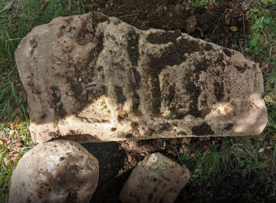 Κόρινθος: Βρέθηκαν αρχαία σε περίβολο εκκλησίας - Στο σημείο υπήρχαν ίχνη λαθρανασκαφής