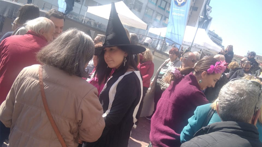 Χάρης Δούκας: Με τη σύντροφό του στη Βαρβάκειο την Τσικνοπέμπτη - Δείτε φωτογραφίες