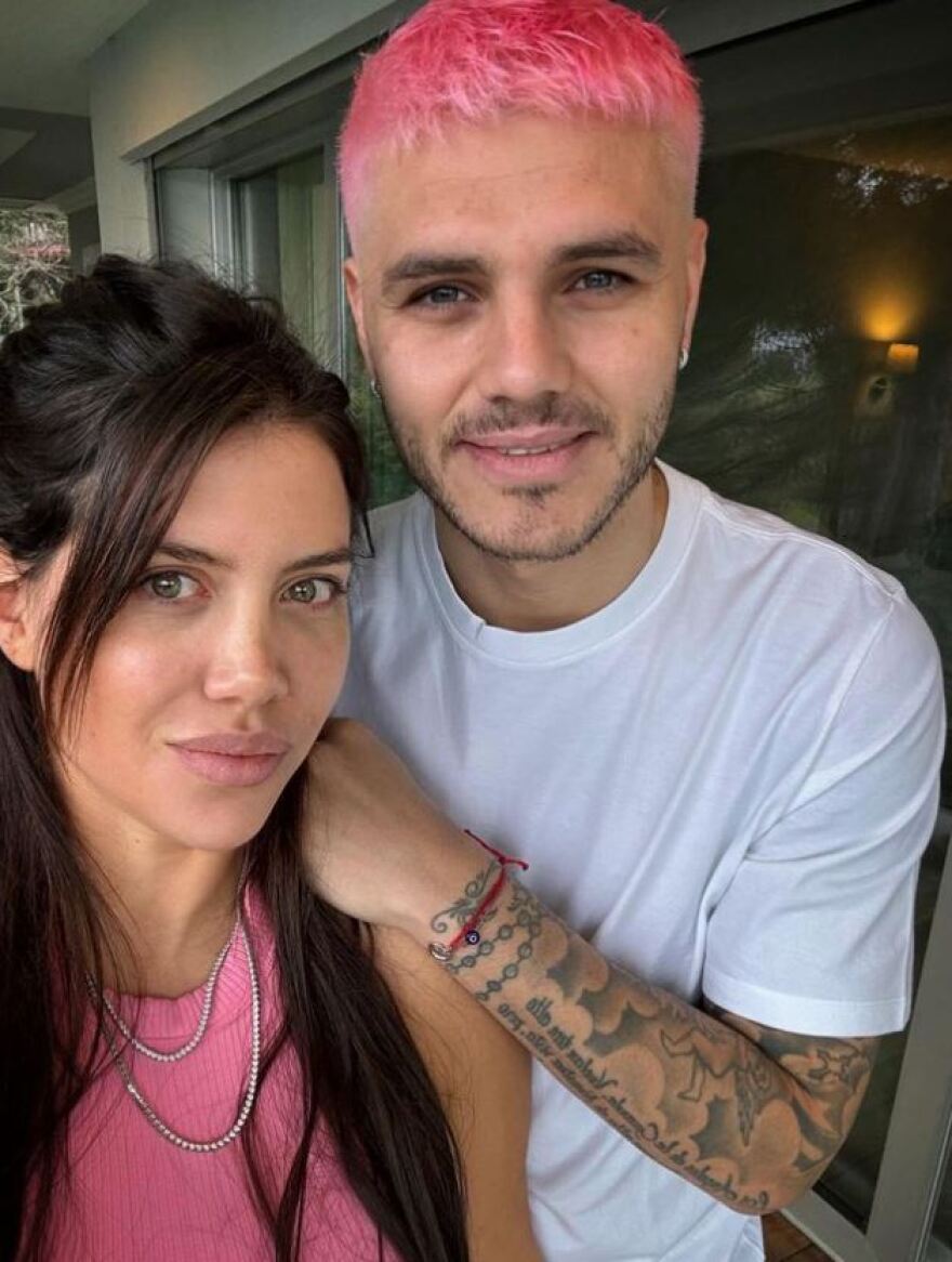 Ο Μάουρο Ικάρντι έβαψε ροζ τα μαλλιά του για να ευχηθεί για την ημέρα της γυναίκας στη Γουάντα Νάρα - Φωτογραφία 