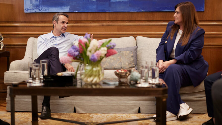 Συζήτηση Μητσοτάκη με γυναίκες: Τι είπε για την στήριξη της οικογένειας και την αντιμετώπιση της έμφυλης βίας