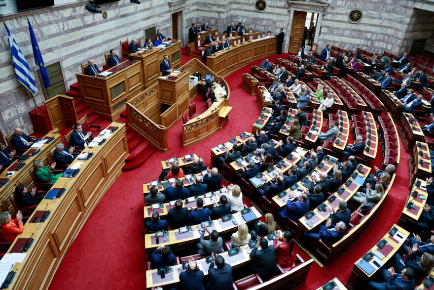 Μητσοτάκης σε Ανδρουλάκη για τα μη κρατικά ΑΕΙ: Δεν μπορούμε να σας παρακολουθήσουμε από τις πιρουέτες σας