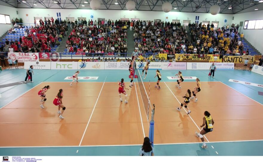 Final 4 Κυπέλλου Βόλεϊ Γυναικών: ΑΕΚ και Ολυμπιακός την Κυριακή (10/3) για την πρώτη κούπα της χρονιάς