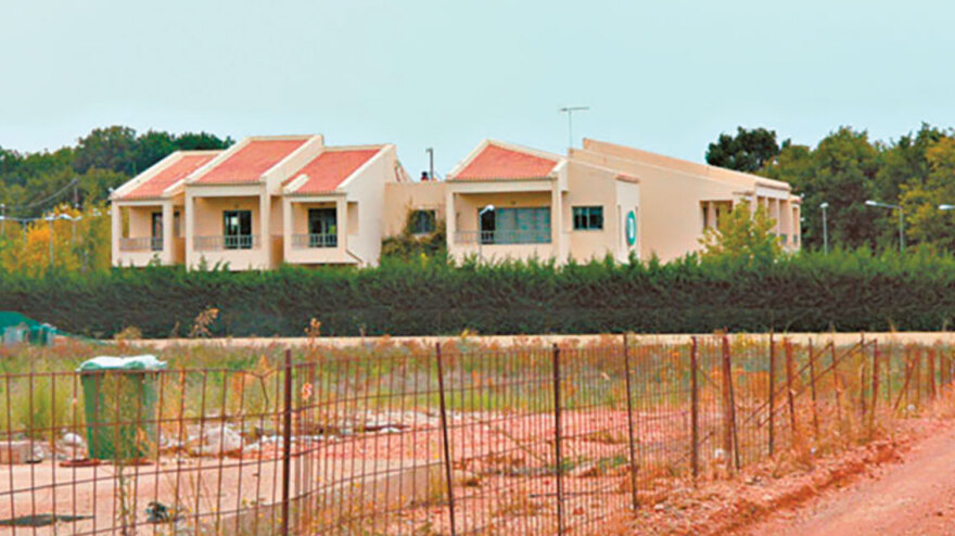 Η ζωή εκδικείται - Στο σφυρί η μεγαλύτερη εισπρακτική εταιρεία