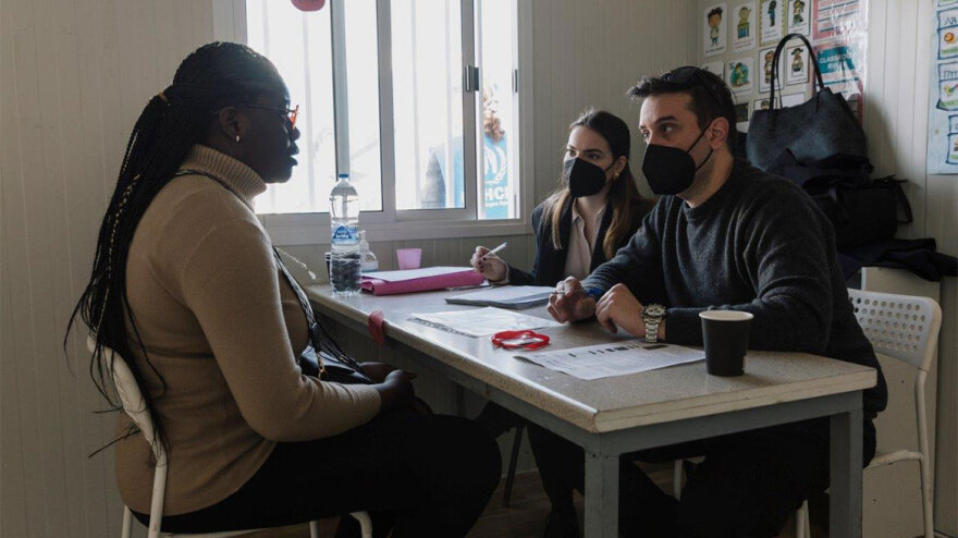 1.000 πρόσφυγες από τη δομή της Λέσβου συνάντησαν πιθανούς εργοδότες τους