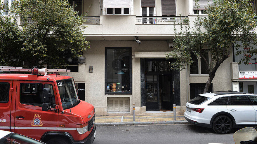 Απομακρύνθηκαν από πυροτεχνουργούς του Στρατού οι χειροβομβίδες από το σπίτι στην Σκουφά - Βίντεο και φωτογραφίες