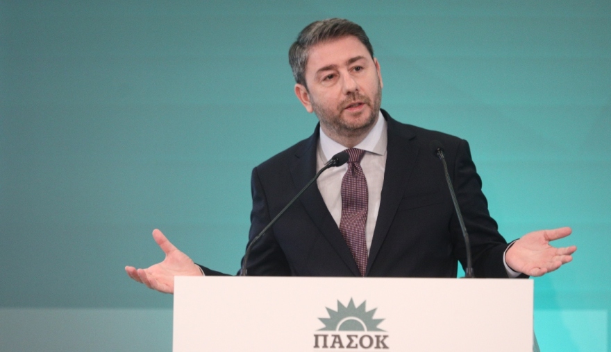 ΠΑΣΟΚ: Γιατί χάνει πόντους και τη δεύτερη θέση στα γκάλοπ