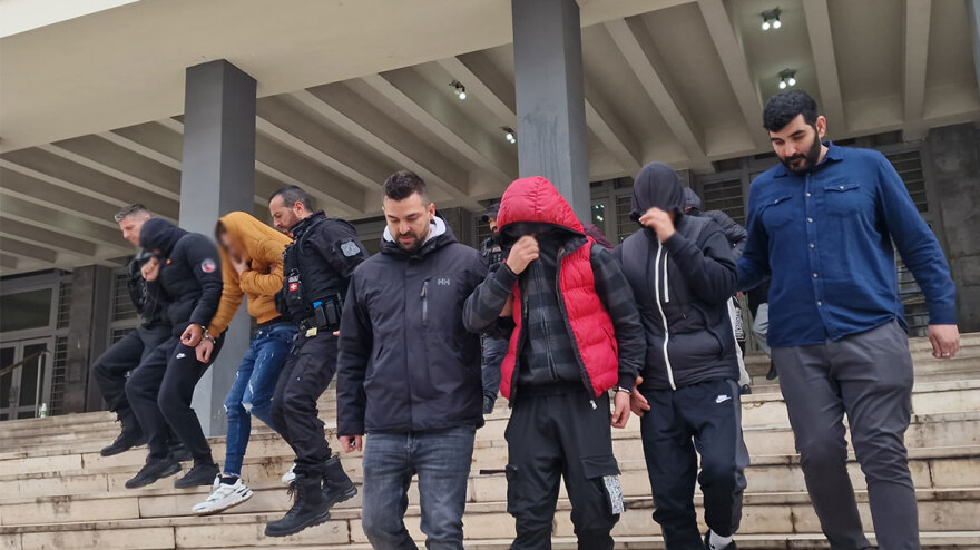 Διώξεις στους συλληφθέντες για την ομοφοβική επίθεση στην πλατεία Αριστοτέλους