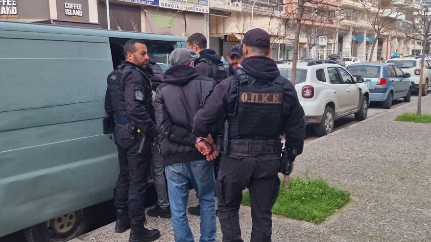 Διώξεις στους συλληφθέντες για την ομοφοβική επίθεση στην πλατεία Αριστοτέλους