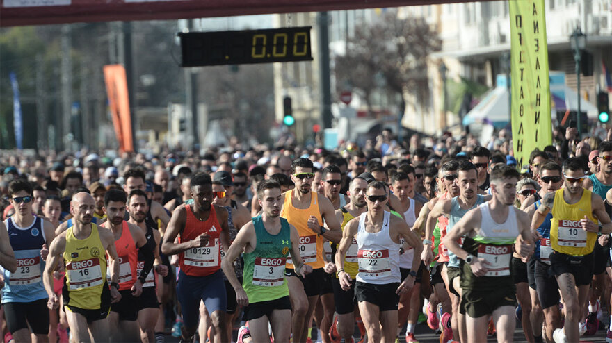 Διεθνής Ημιμαραθώνιος της Αθήνας: Σταμούλης και Μαρινάκου οι νικητές - Δείτε φωτογραφίες
