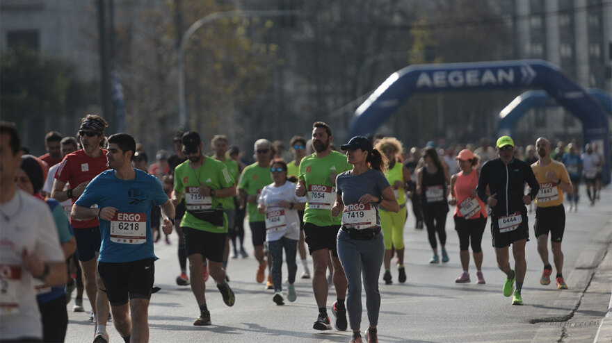 Διεθνής Ημιμαραθώνιος της Αθήνας: Σταμούλης και Μαρινάκου οι νικητές - Δείτε φωτογραφίες
