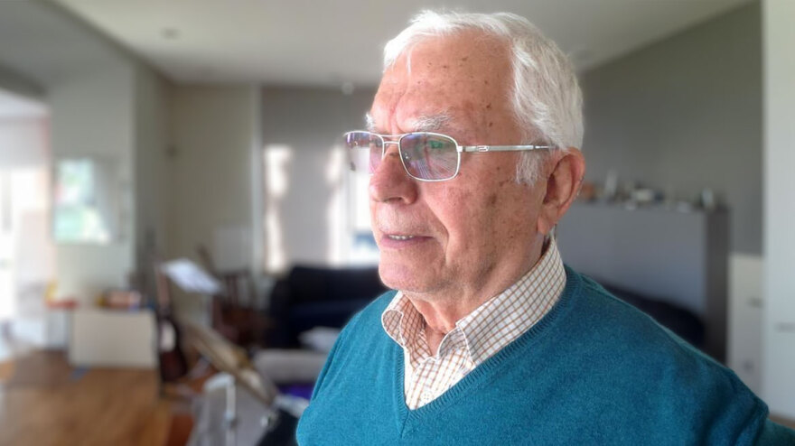 Νίκος Ξανθόπουλος: Το «παιδί του λαού» με το ταπεινό ξεκίνημα και το μυστικό της τεράστιας απήχησής του