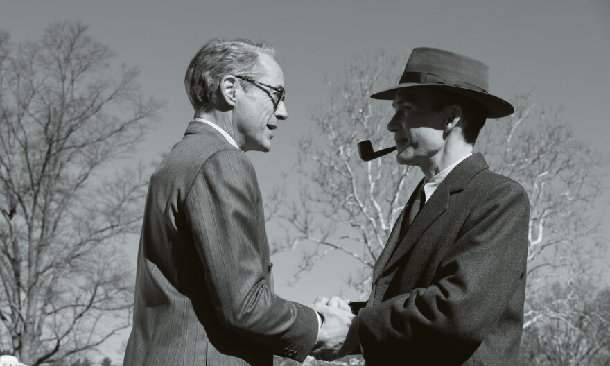 Απόψε τα Όσκαρ:  4 +1  Έλληνες απέναντι στο «Oppenheimer» 