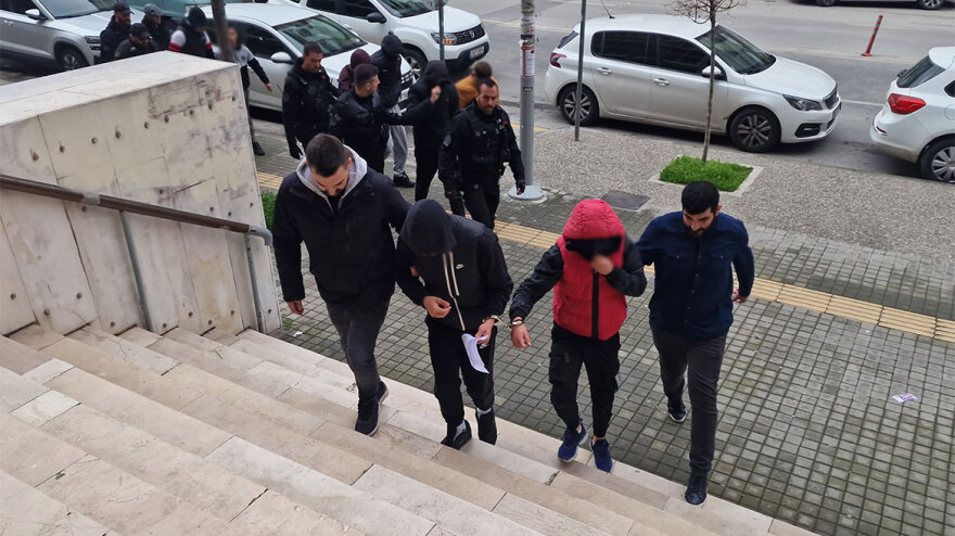 Θεσσαλονίκη: Στον εισαγγελέα οι συλληφθέντες που επιτέθηκαν σε δύο τρανς στην πλατεία Αριστοτέλους