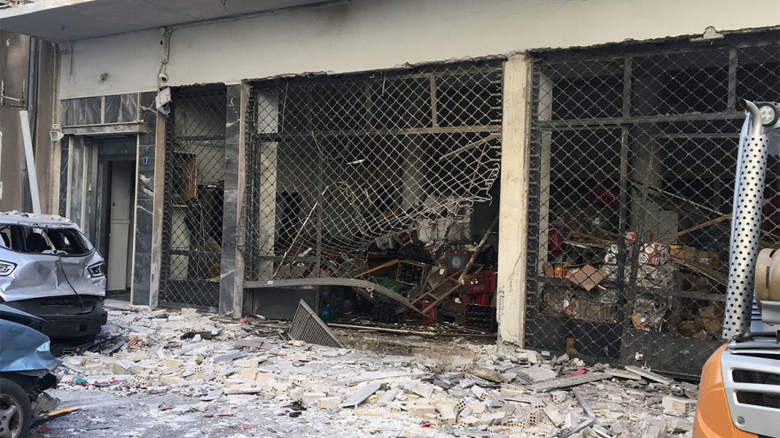 Καλλιθέα: Η στιγμή της έκρηξης στην κάβα - Δείτε το βίντεο