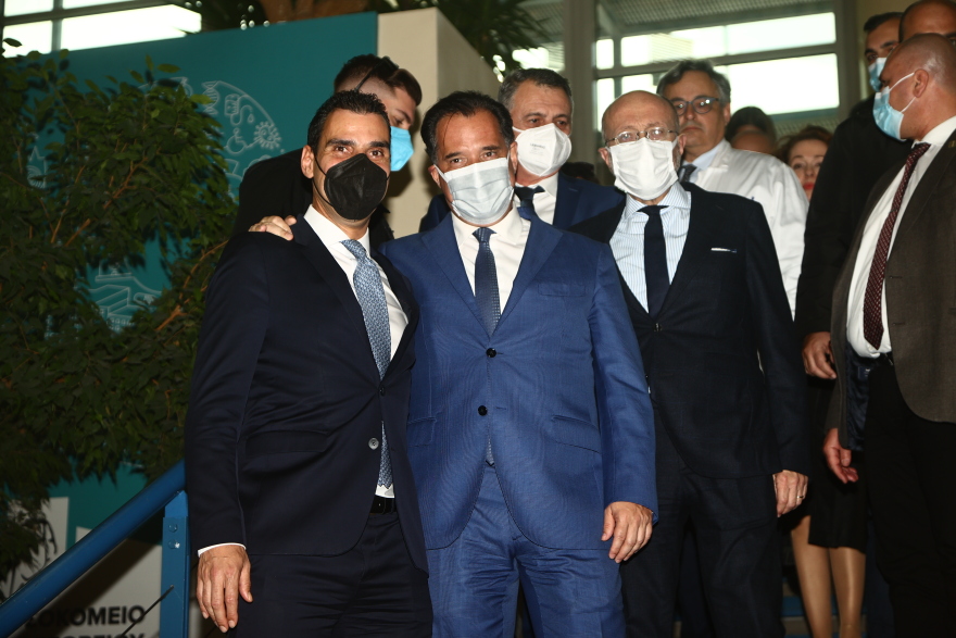 Θεσσαλονίκη: Στο πρώτο απογευματινό χειρουργείο ο Άδωνις Γεωργιάδης - Βίντεο και φωτογραφίες