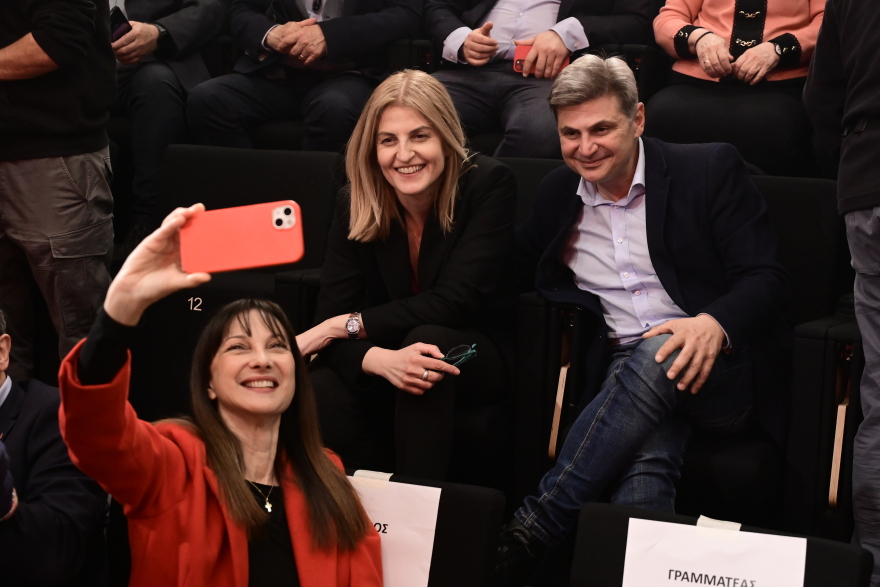 Κασσελάκης: Επτά μέτρα για την ακρίβεια κόστους €3,243 δισ - Πέντε μεταρρυθμίσεις για τη φορολογία