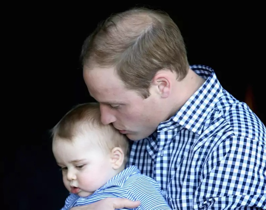 Βασιλική οικογένεια: Οι πέντε φορές που έχουν «πειράξει» φωτογραφίες - Τι γράφουν στα social media