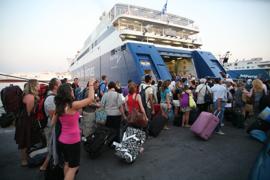 Πλοία: Στα ύψη και φέτος τα ναύλα παρότι έπεσαν οι τιμές στα καύσιμα