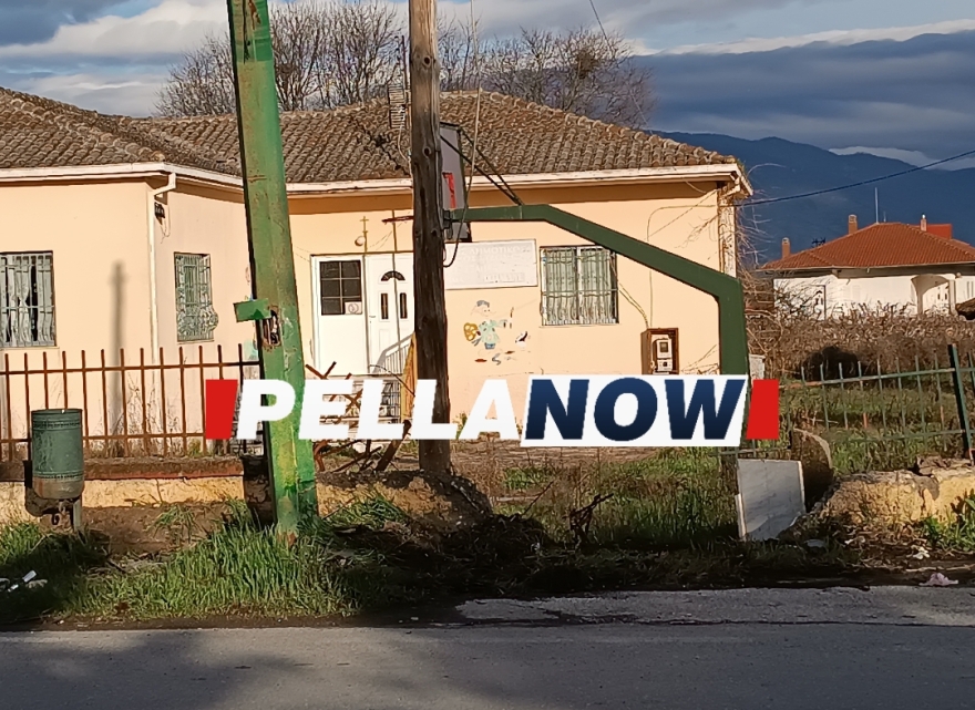 Αριδαία: Θρήνος στο τελευταίο «αντίο» στον 19χρονο και τον 21χρονο που έχασαν τη ζωή τους σε τροχαίο