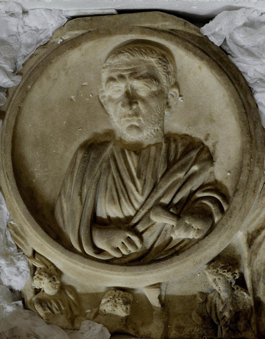 Η μυθική ζωή και το τέλος του Ρόμπιν Σάιμς: Οι παράνομες αρχαιότητες, η Σχοινούσα και τα απομεινάρια μια τραγωδίας