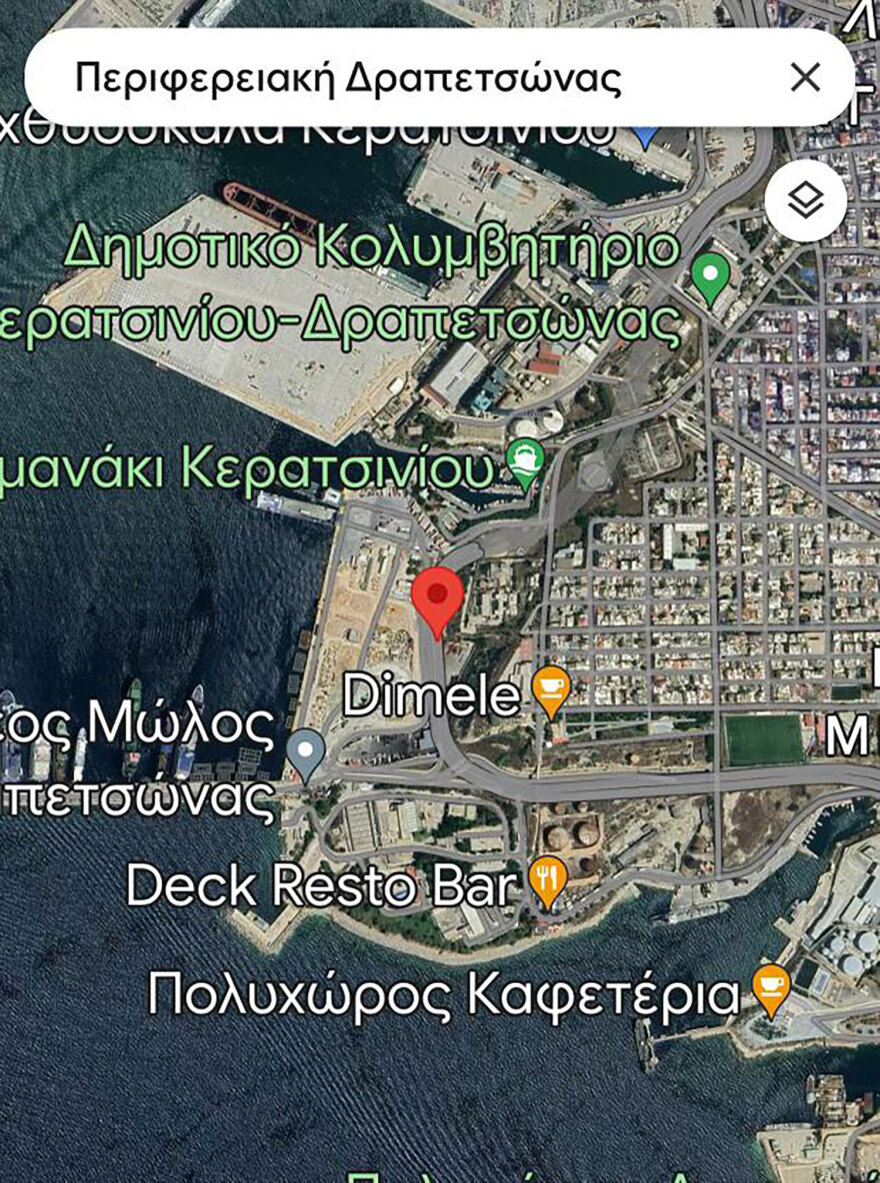 Ανατροπή βυτιοφόρου με καύσιμα στην Περιφερειακή Δραπετσώνας - Διεκόπη η κυκλοφορία και στα δύο ρεύματα