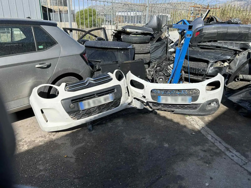 Σπείρα είχε κλέψει 40 αυτοκίνητα στην Αττική: Έβγαλαν 980.000 ευρώ - Πώς έστηναν το κόλπο με τις ταξινομήσεις