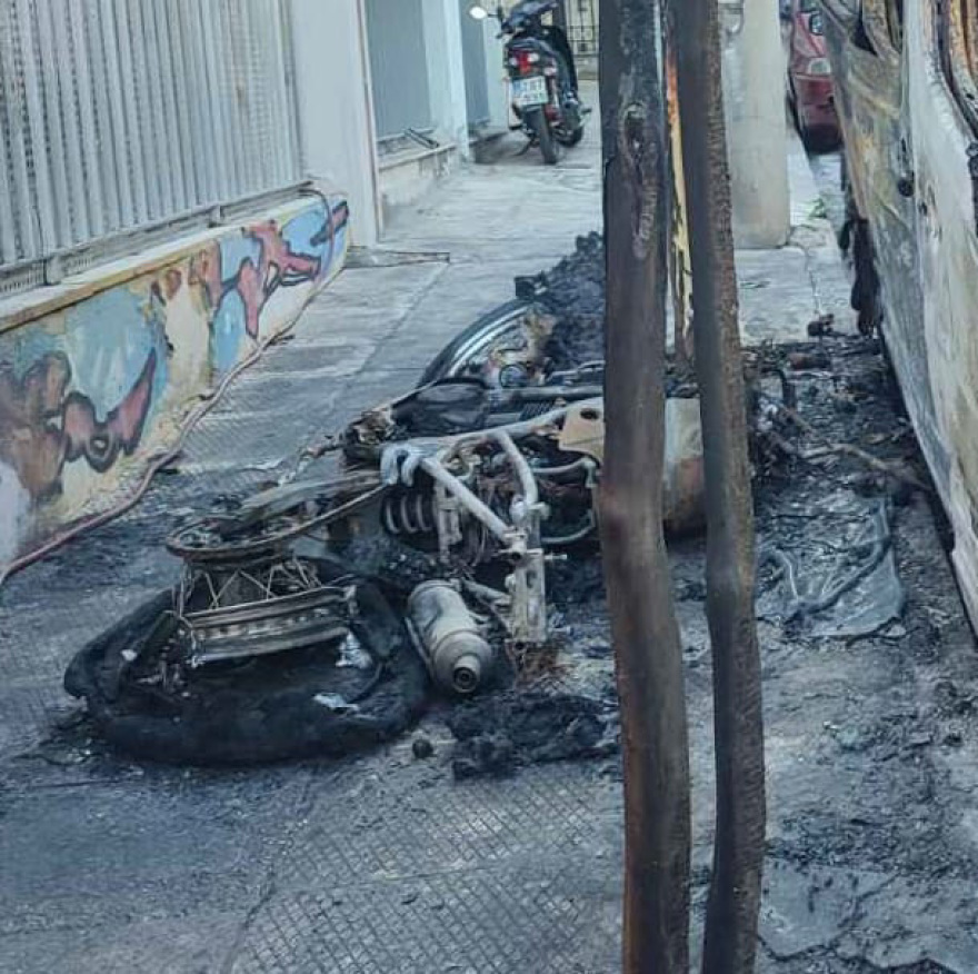 Ζωγράφου: «Θα μπορούσαν να υπάρξουν θύματα» - Μαρτυρία για τον εμπρησμό  μπροστά σε σχολείο με ορμητήριο την Πανεπιστημιούπολη