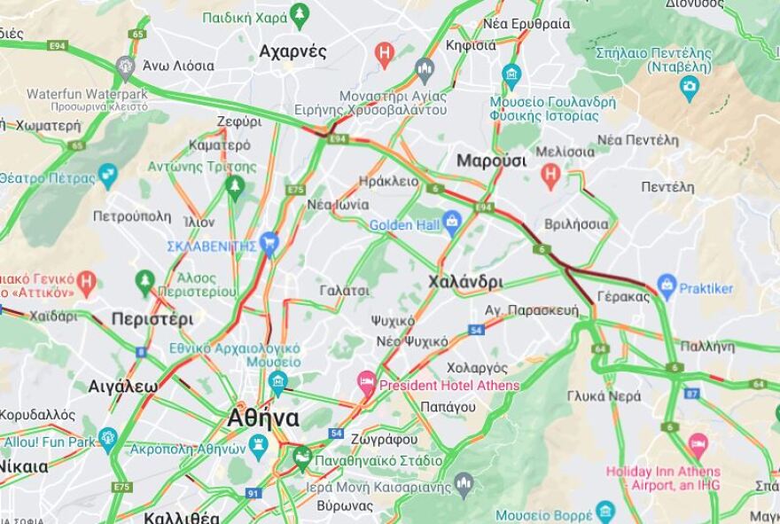 Καθαρά Δευτέρα: Φεύγουν οι εκδρομείς του τριημέρου - Μποτιλιάρισμα στον Κηφισό, στο «κόκκινο» η Αττική Οδός