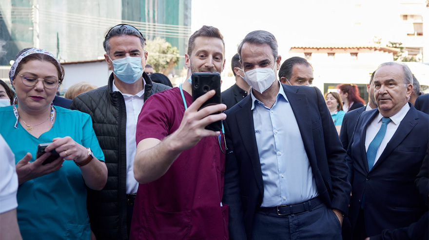 Μητσοτάκης από το «Μεταξά»: 80 νοσοκομεία και 156 κέντρα υγείας αλλάζουν όψη - 400 εκατ. ευρώ για ανακαινίσεις