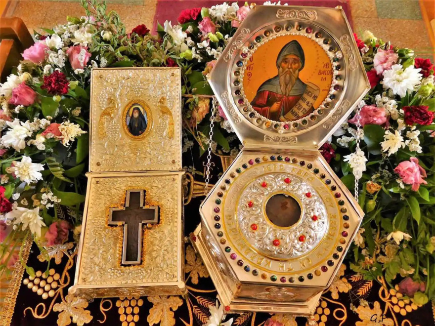 Πώς έπιασαν τους απατεώνες στη Μονή Αββακούμ στην Κύπρο - Σε 4 χρόνια έστησαν «βιομηχανία θαυμάτων», μάζεψαν πάνω από 800.000 ευρώ