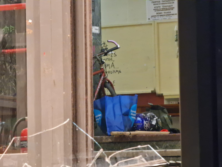 Θεσσαλονίκη: Παραμένουν αστυνομικές δυνάμεις στο Αριστοτέλειο Πανεπιστήμιο Θεσσαλονίκης