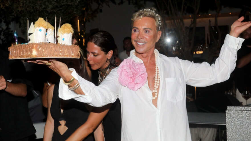 Οι... φαραωνικές επεκτάσεις και η ιστορία της βίλας του Λάκη Γαβαλά στη Μύκονο 